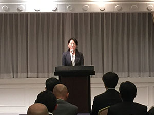 �r��@�l��N���S�̌��C��